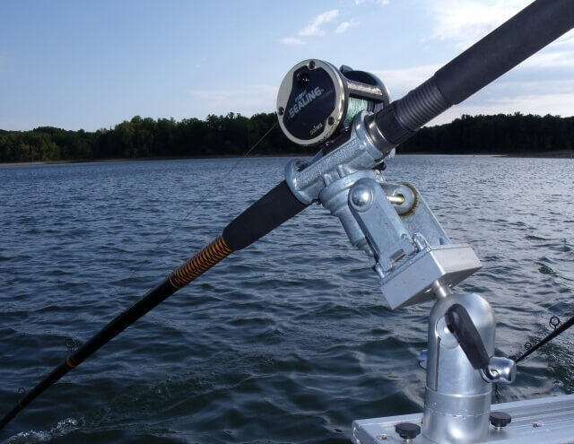 Clamp-On Mount Rod Holder Cisco Fishing Systems, 47% OFF